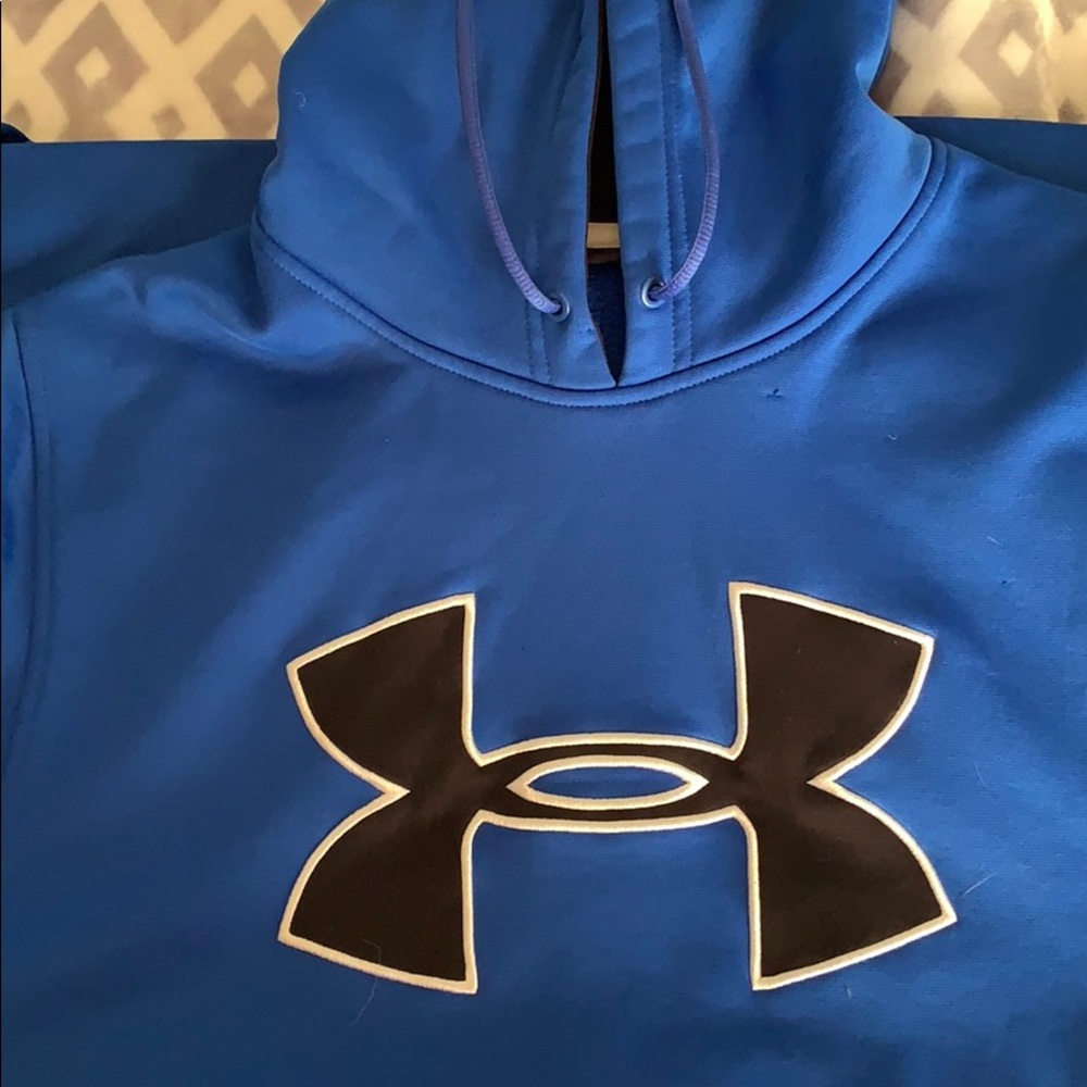 Men’s Under Armour hoodie